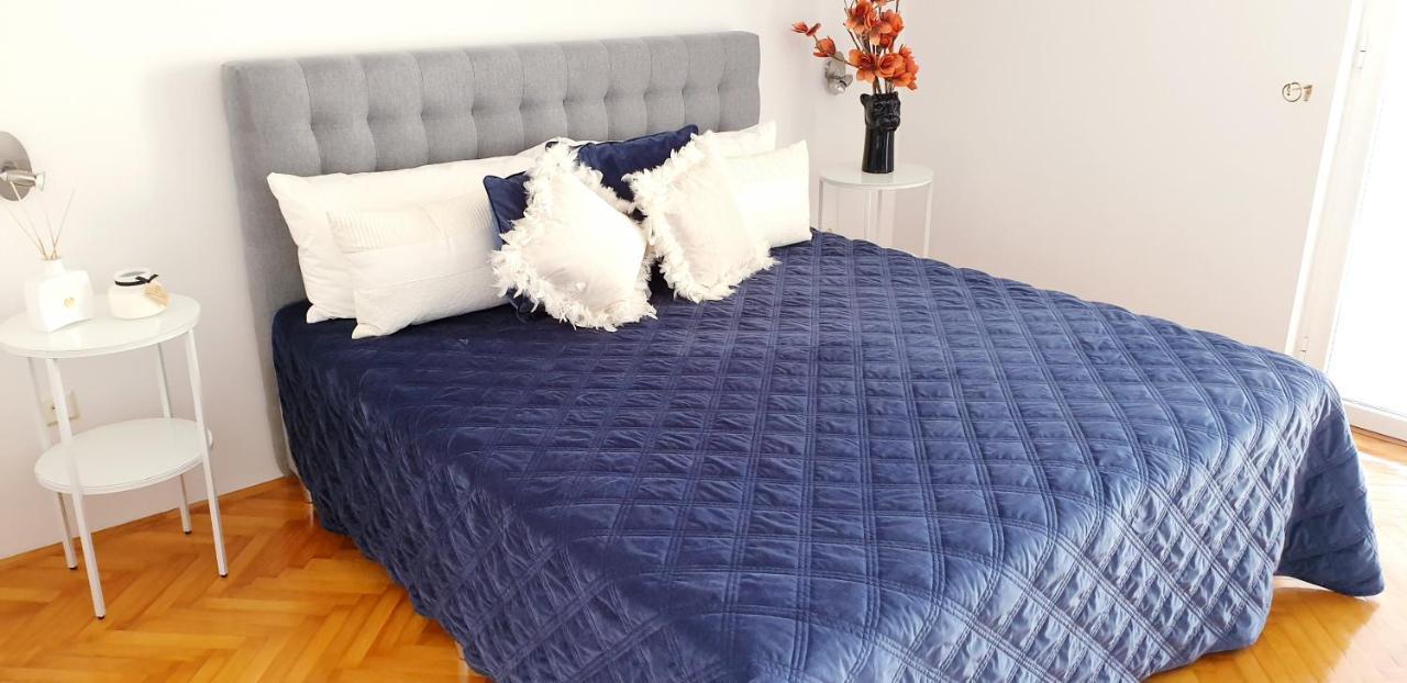 Apartment Antonio Biograd Na Moru Eksteriør billede