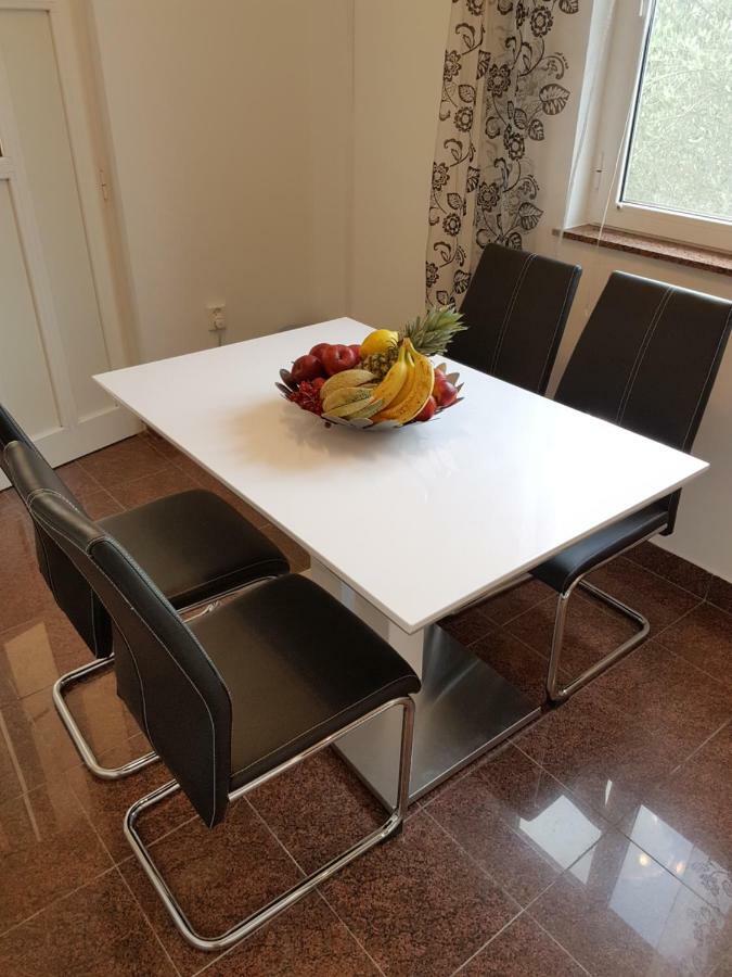 Apartment Antonio Biograd Na Moru Eksteriør billede