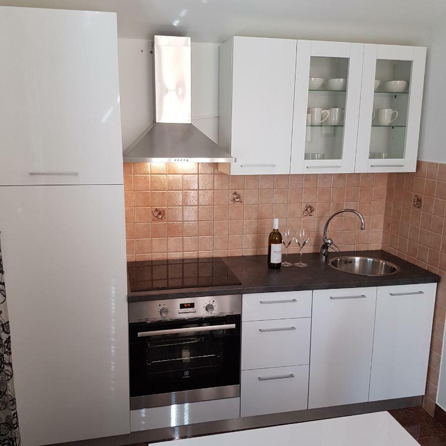Apartment Antonio Biograd Na Moru Eksteriør billede