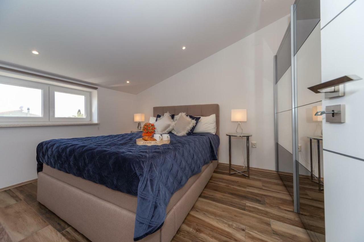 Apartment Antonio Biograd Na Moru Eksteriør billede